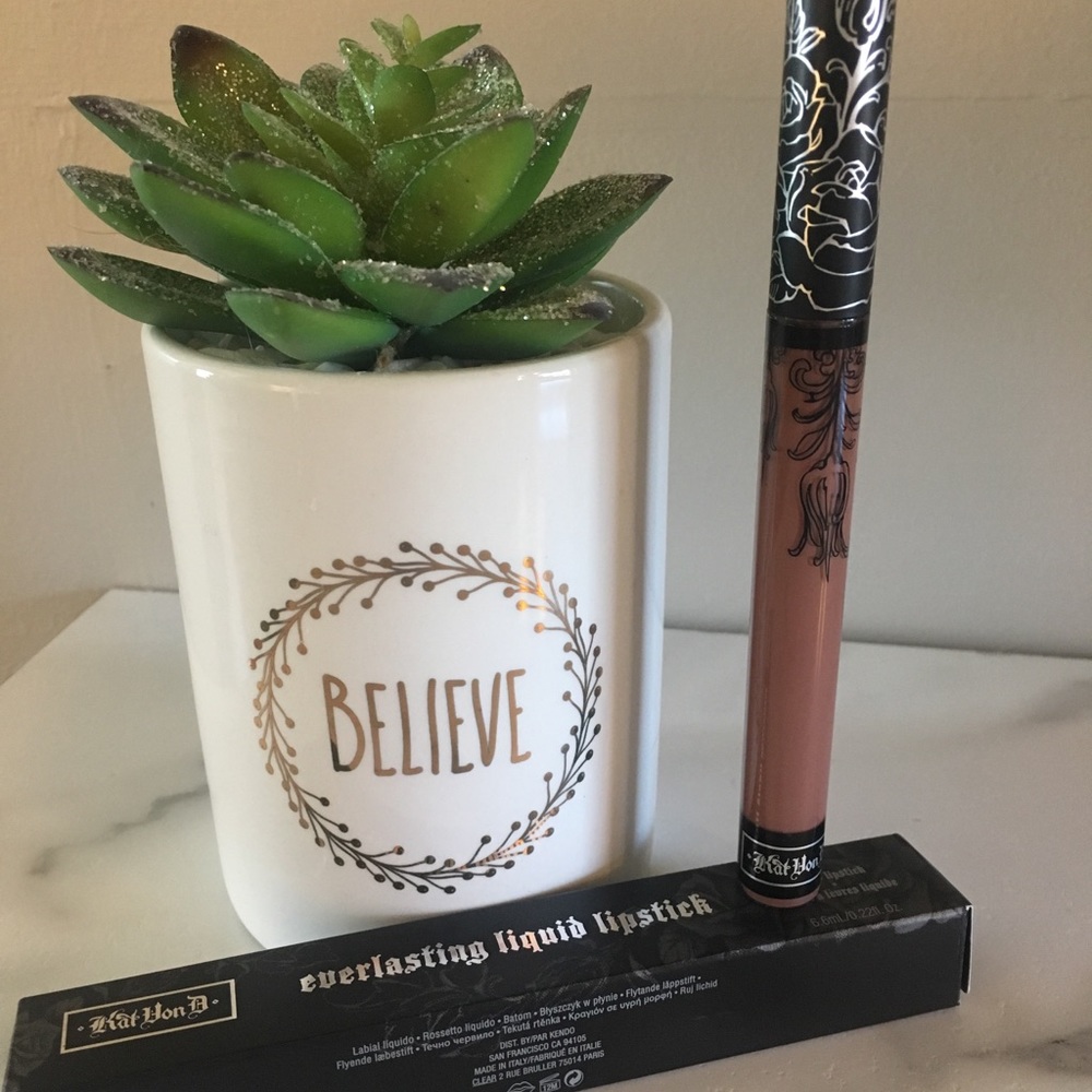 Kay von D Everlasting Liquid Lipstick